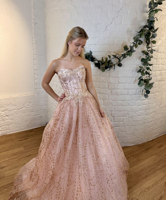 Amelia Ballkjole