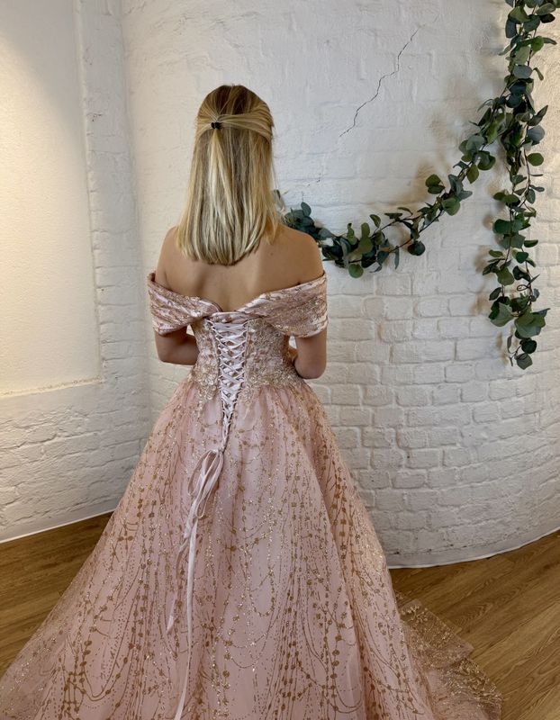 Amelia Ballkjole